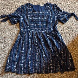 Navy dress with Blue, Pink & White Flowers Entro Large Junior